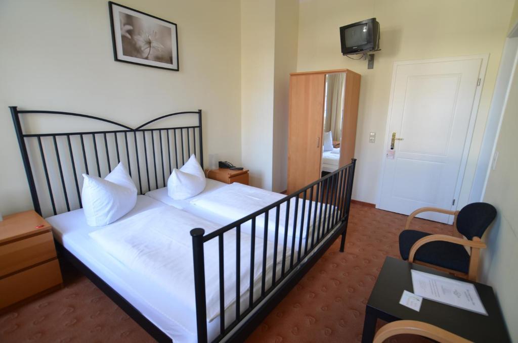 Gaestehaus Villa Seraphinum Δρέσδη Δωμάτιο φωτογραφία